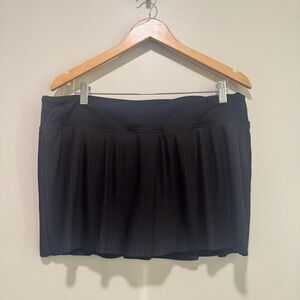 Lululemon Black Pleated Skirt